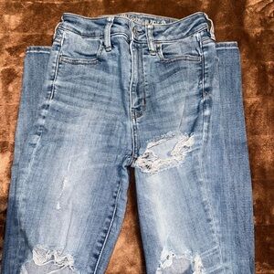 American Eagle Outfitters Light Blue Distressed Skinny Jeans